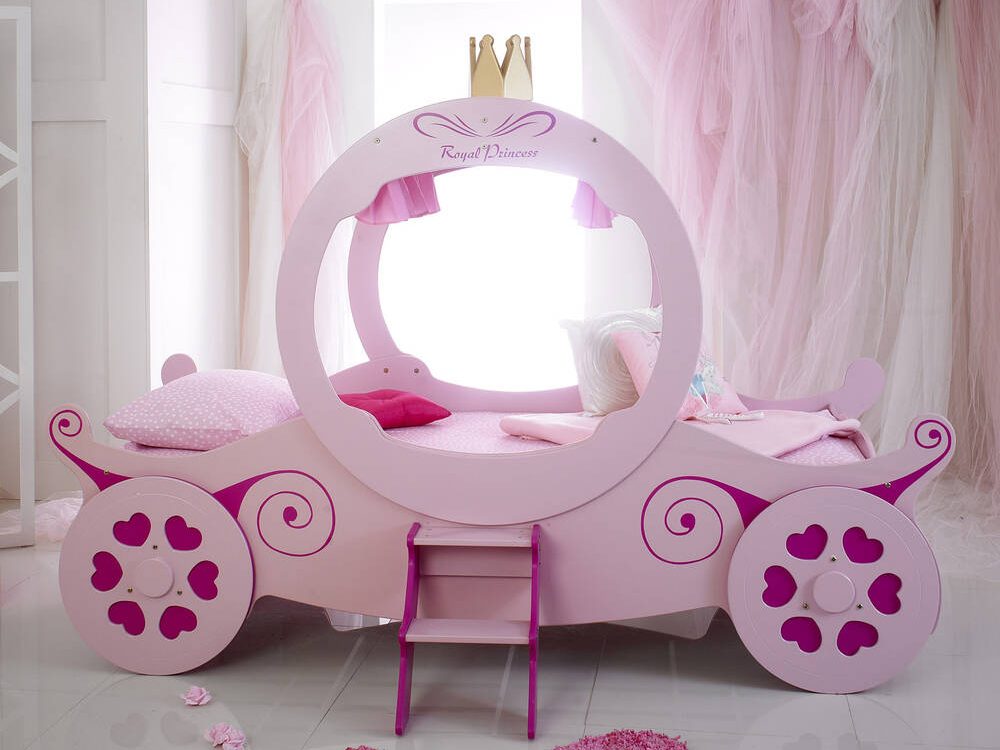 pink-princess-carriage-bed-two.jpg